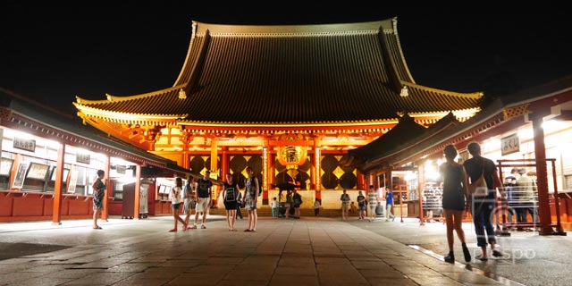 apan Tokyo [ASAKUSA] Lighting of Senso-ji Temple (浅草寺)