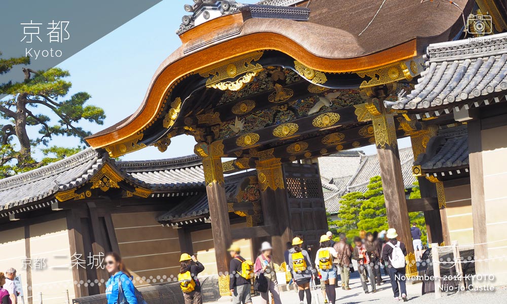 京都：二条城の唐門